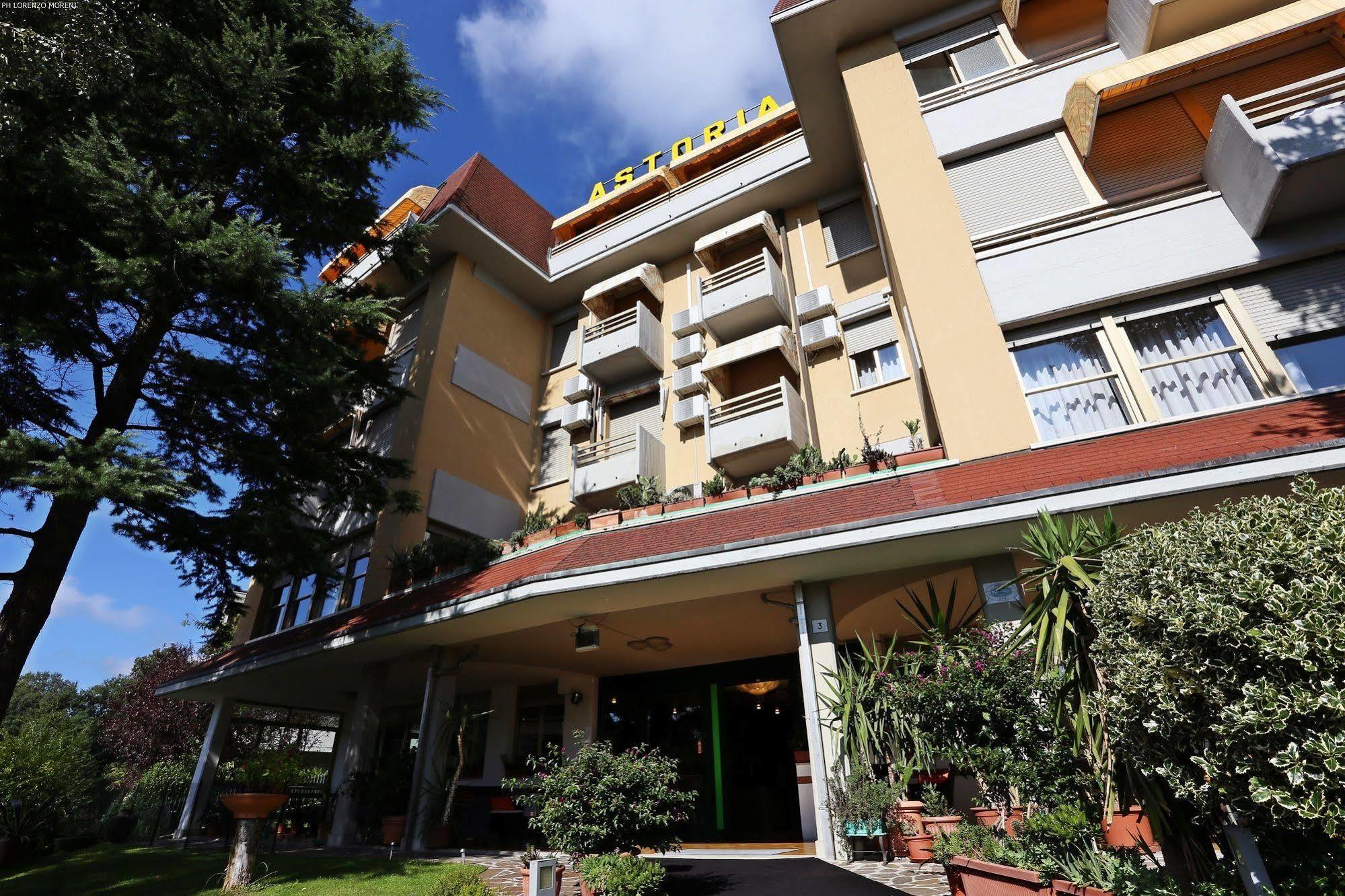 Hotel Astoria Tabiano Terme Exterior foto
