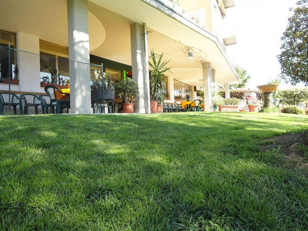 Hotel Astoria Tabiano Terme Exterior foto